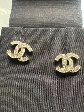 Chanel Vintage Earrings Easy Wear Clip-On Gold Classic